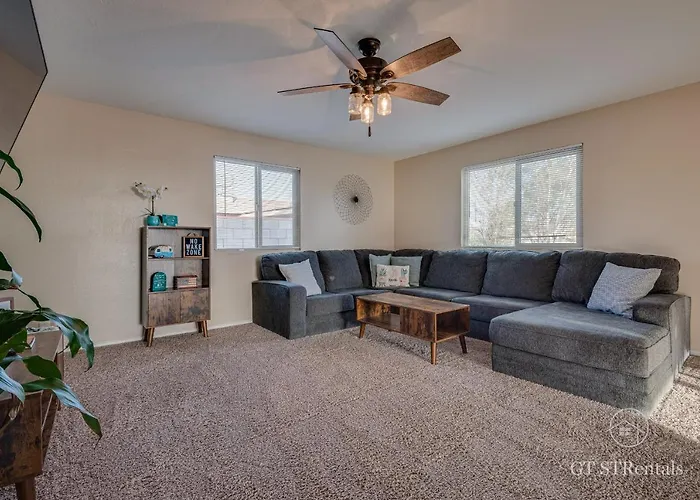 A Wave From It All - Pet & Family Friendly With Beautiful Views! * Lake Havasu City
