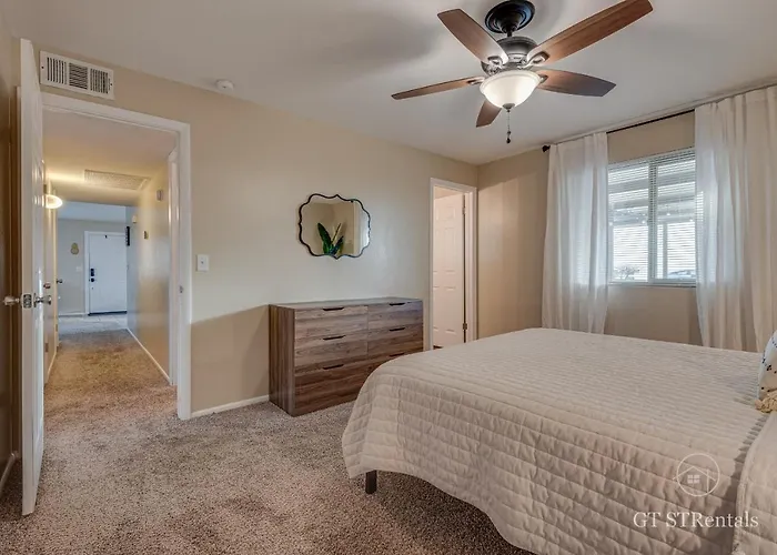 A Wave From It All - Pet & Family Friendly With Beautiful Views! Lake Havasu City