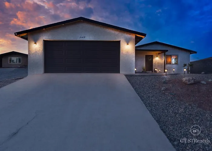 A Wave From It All - Pet & Family Friendly With Beautiful Views! Holiday home Lake Havasu City